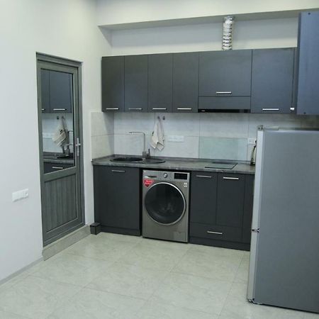 "Royal" Apartment #01 Erevan Esterno foto