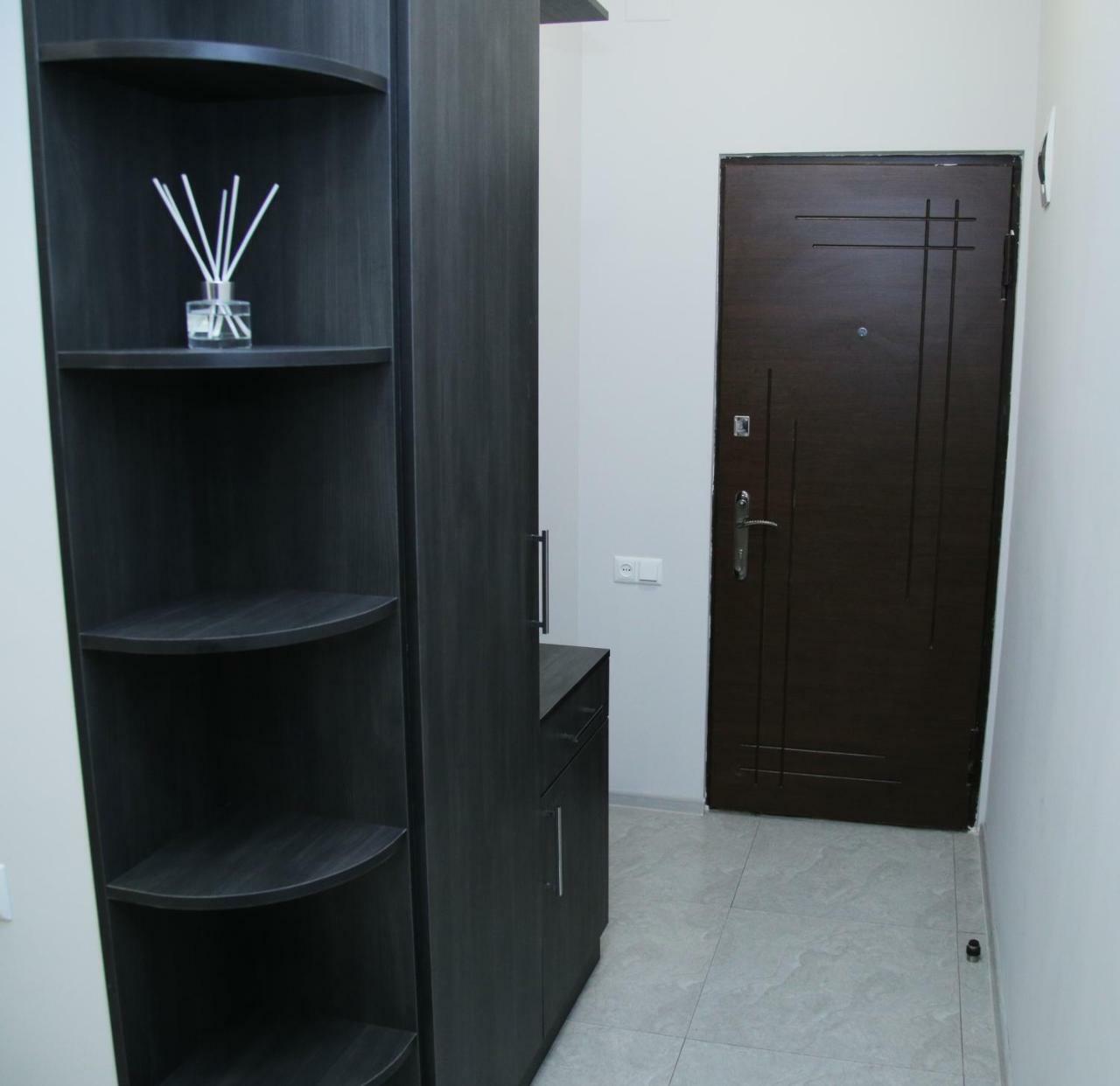 "Royal" Apartment #01 Erevan Esterno foto
